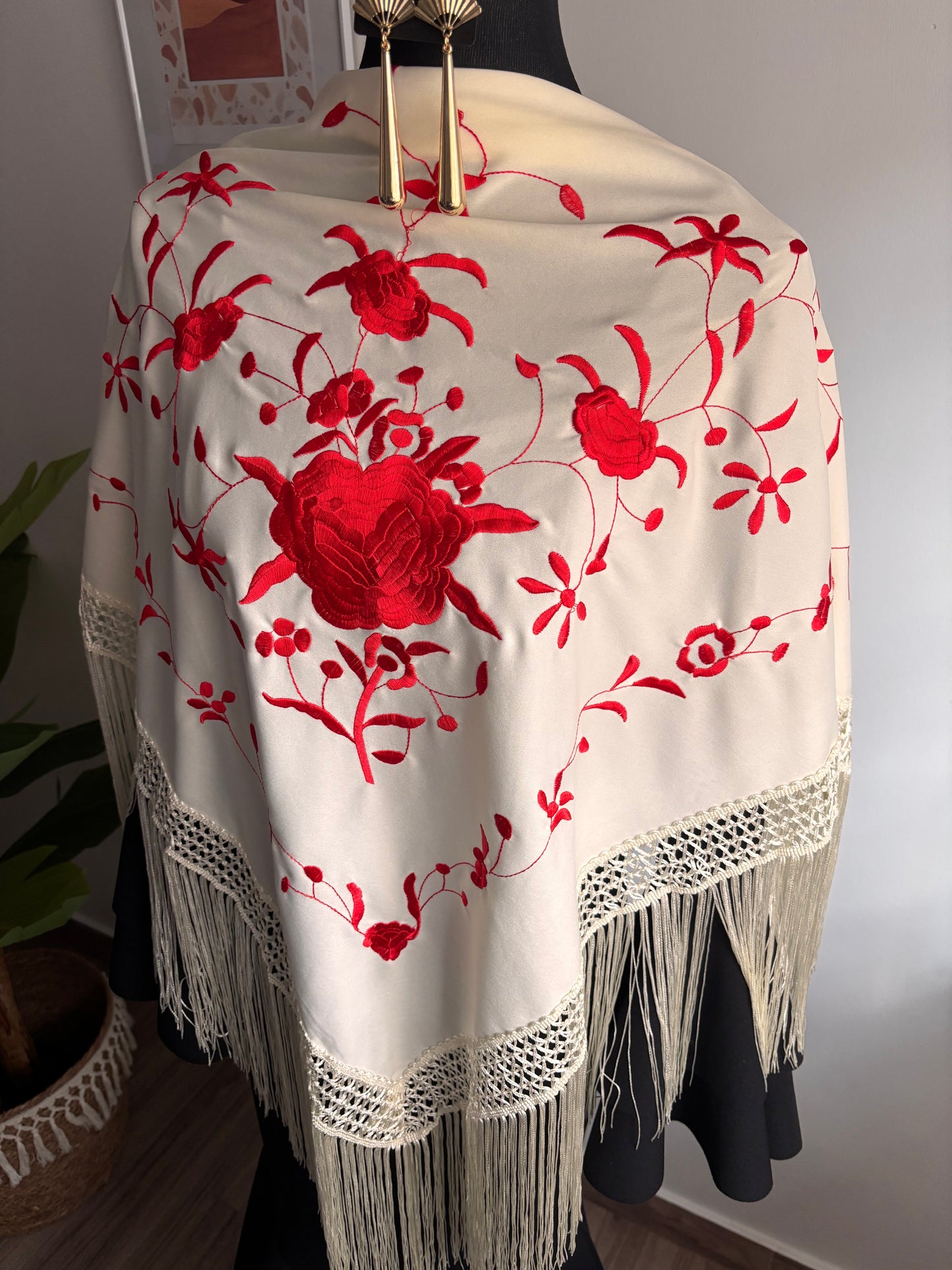 Mantón Arrebato Grande 024