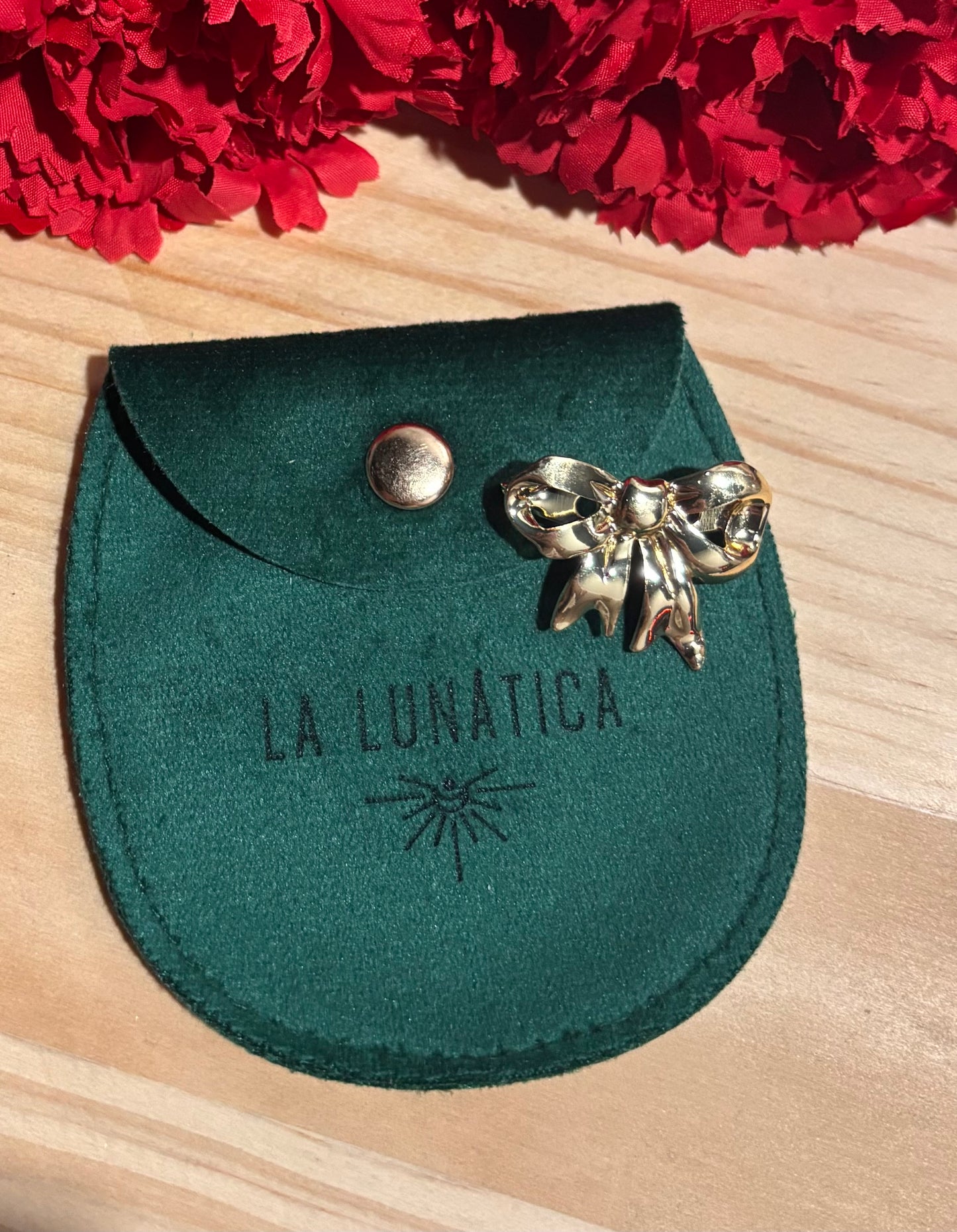 Broche Coquette