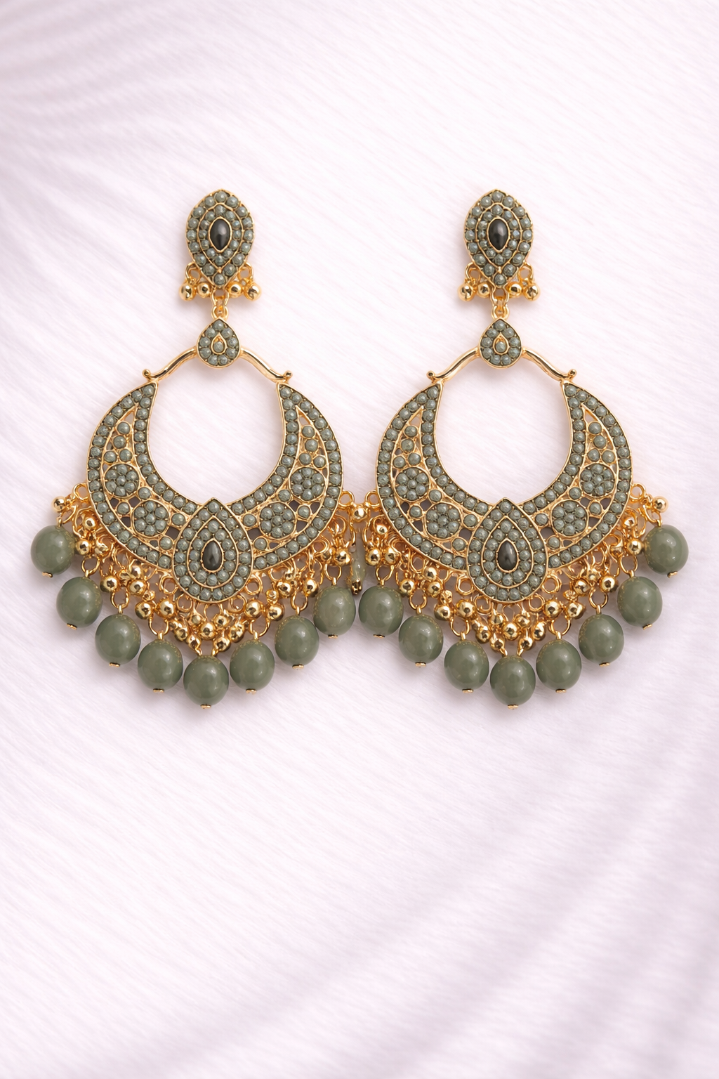 Pendientes 016
