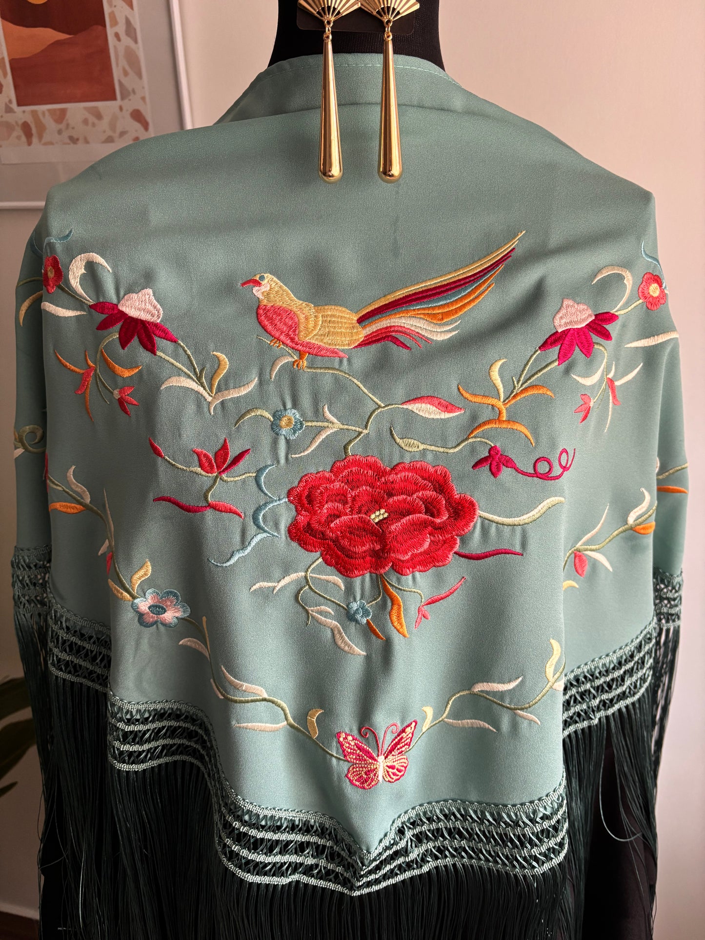 Mantón Ave del Paraiso 001