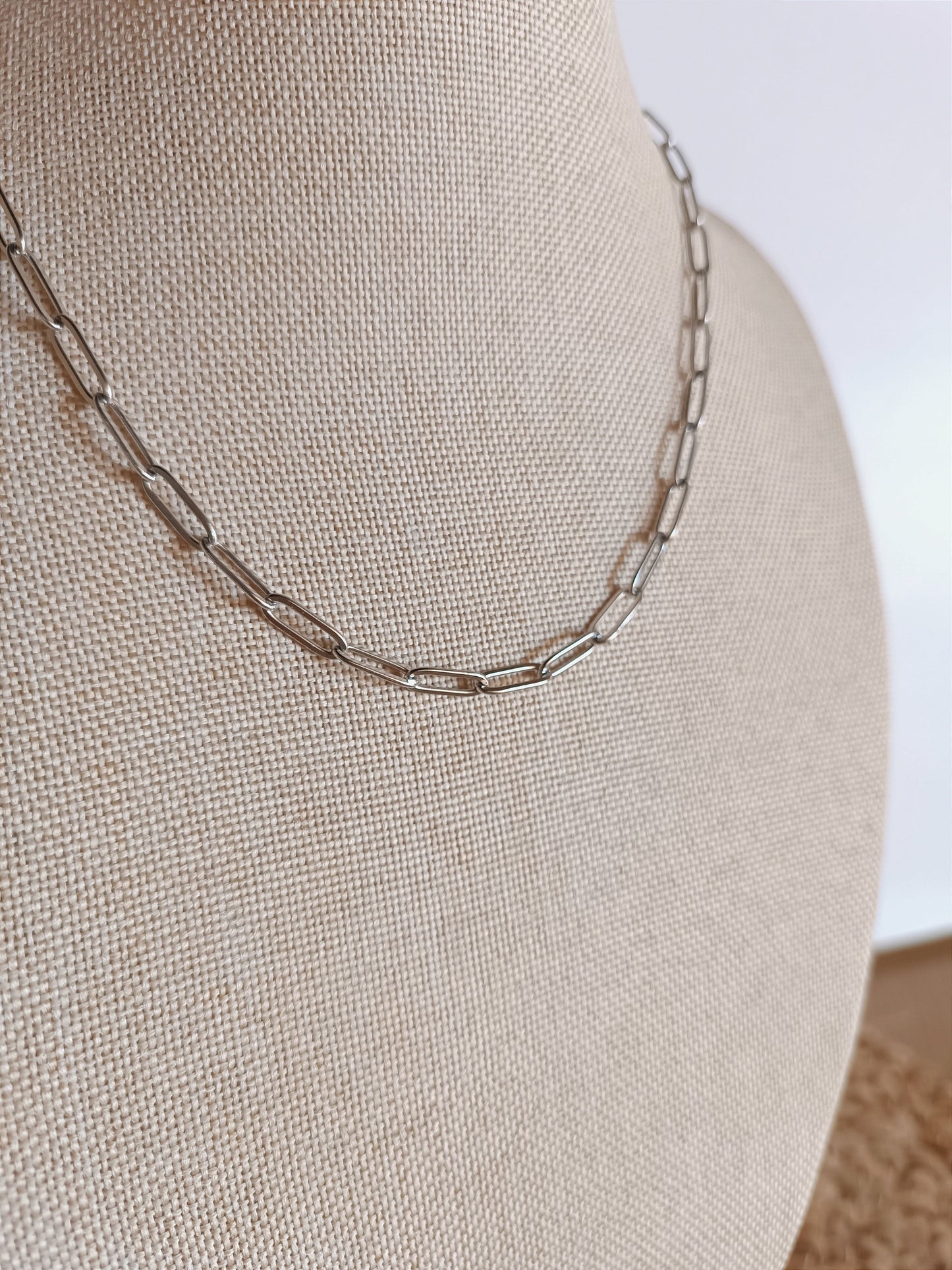 Gargantilla Chained