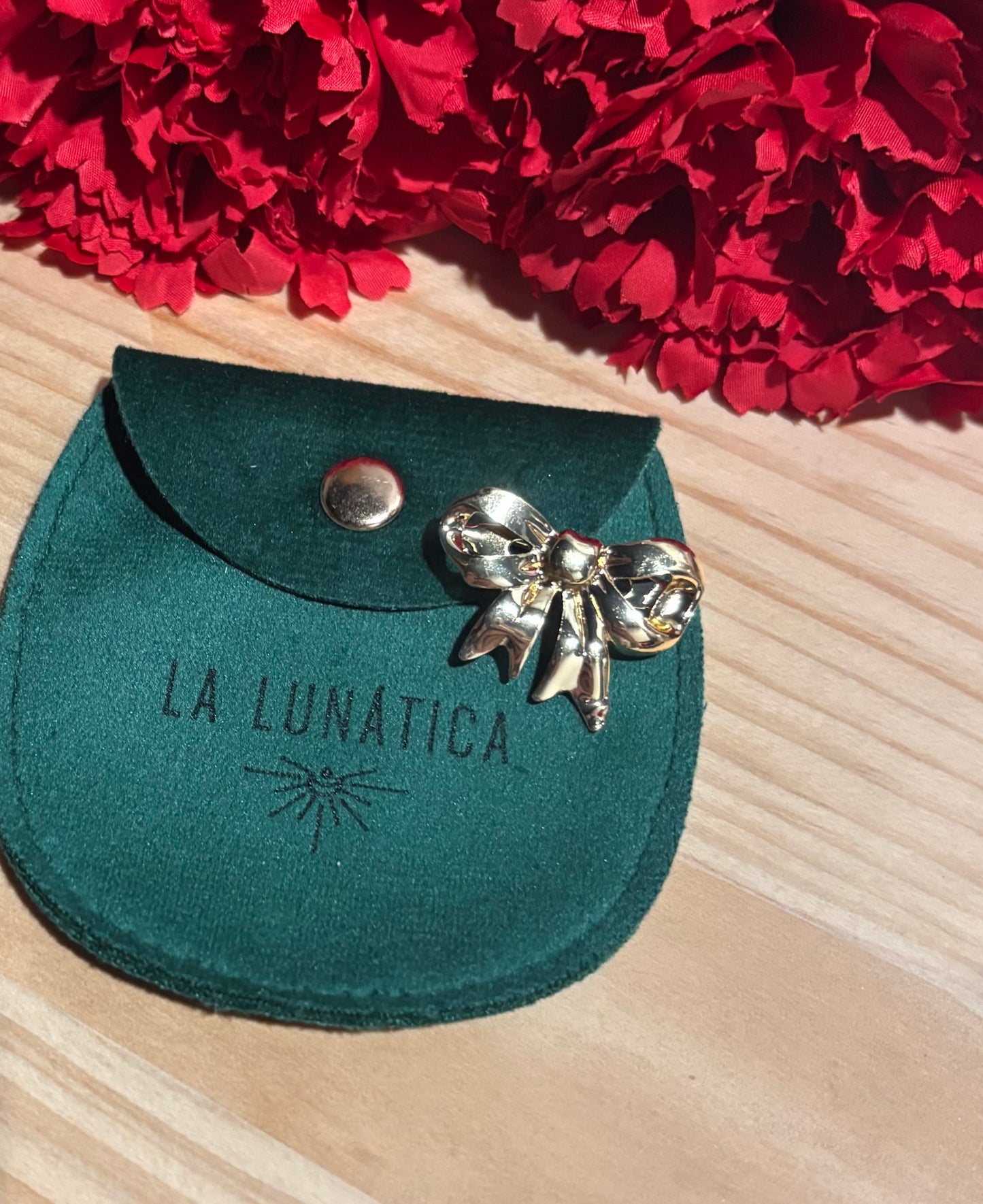 Broche Coquette
