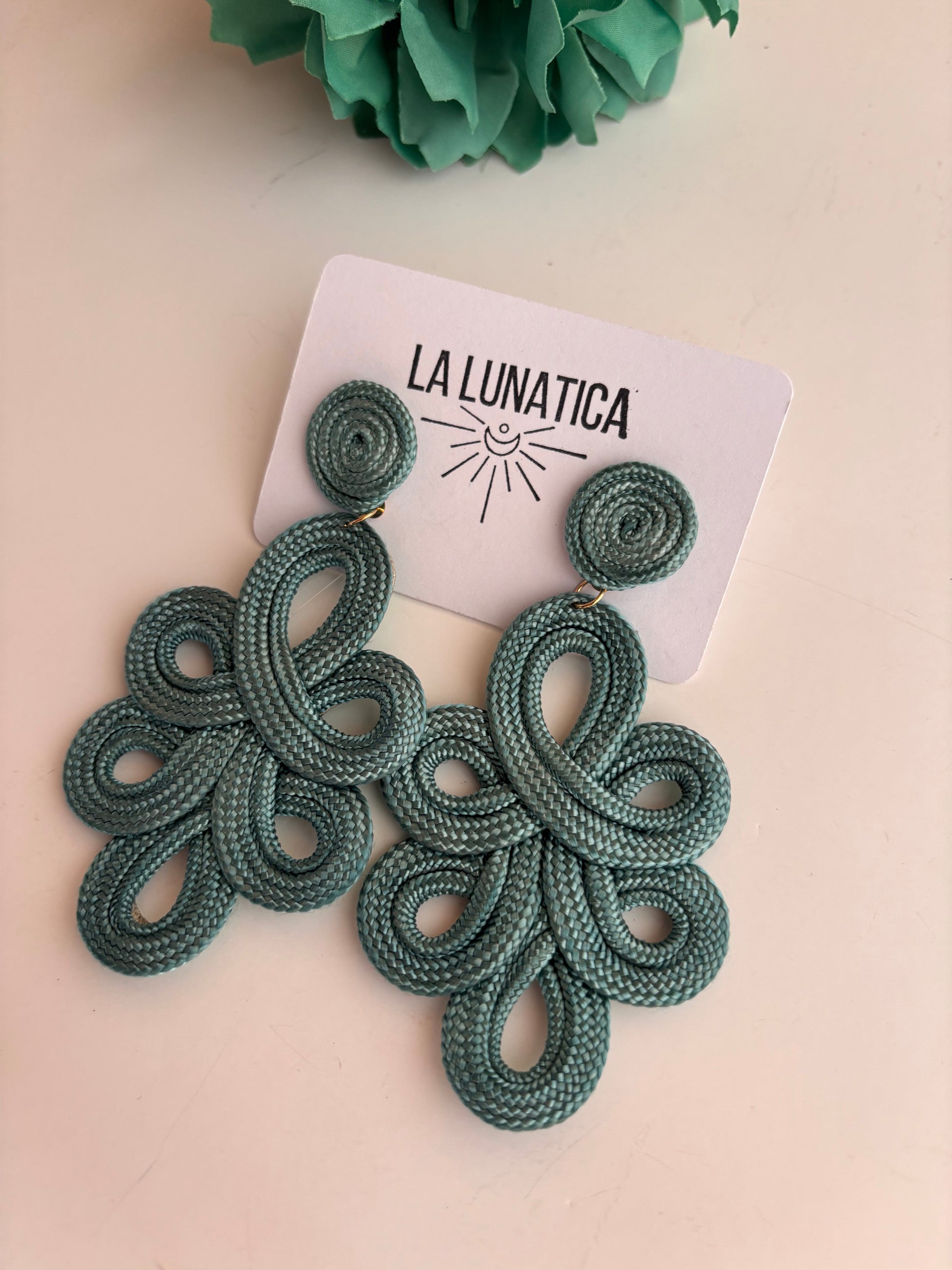 Pendientes 014