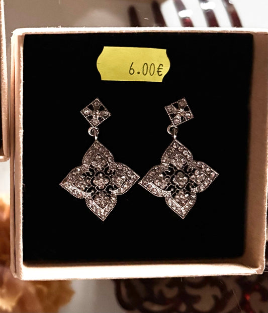 Pendientes Mantilla 001