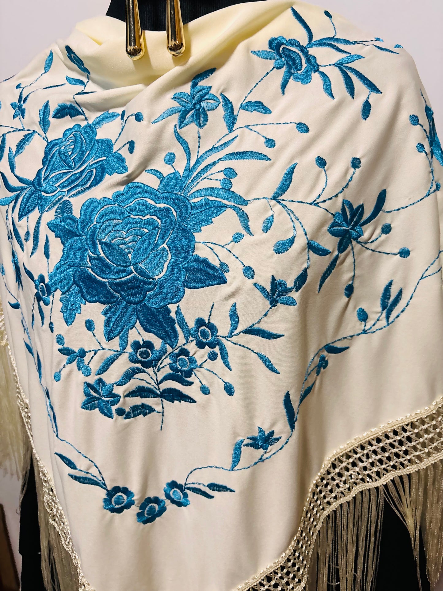 Mantón Maravilla Grande 002