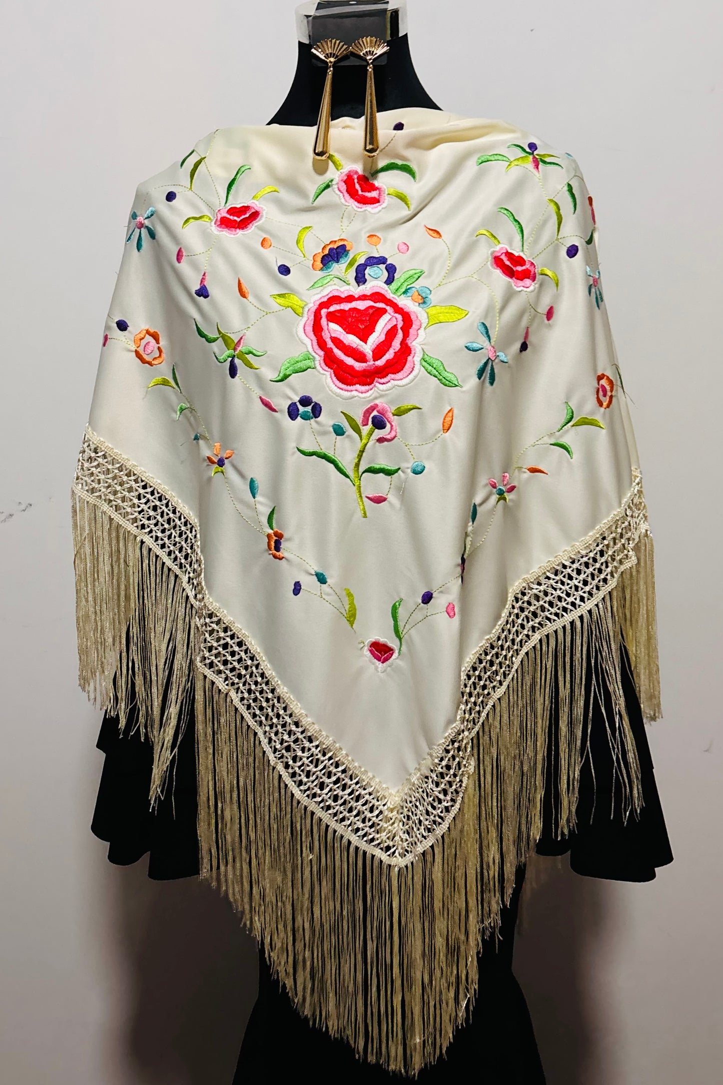 Mantón Arrebato Grande 023