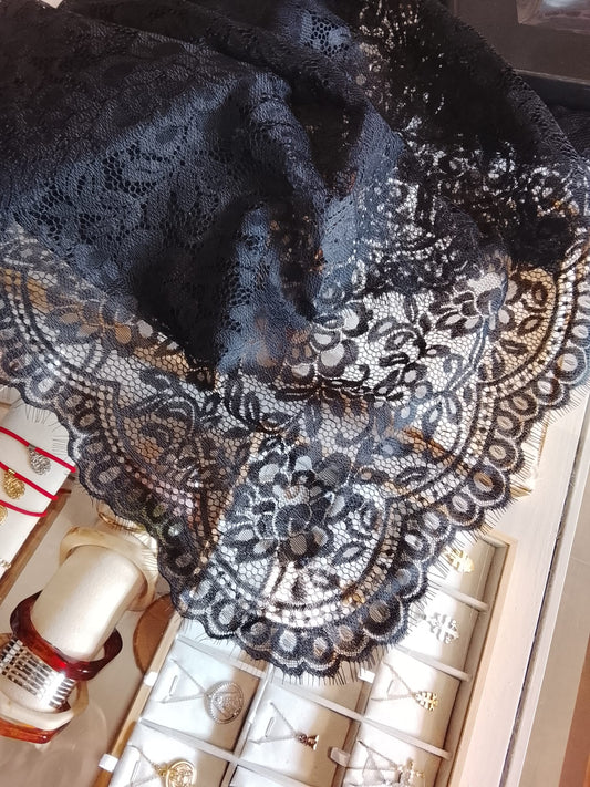 Mantilla Negra