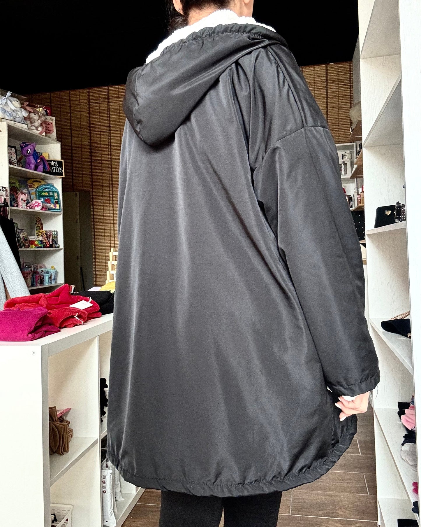 Abrigo Nina Black