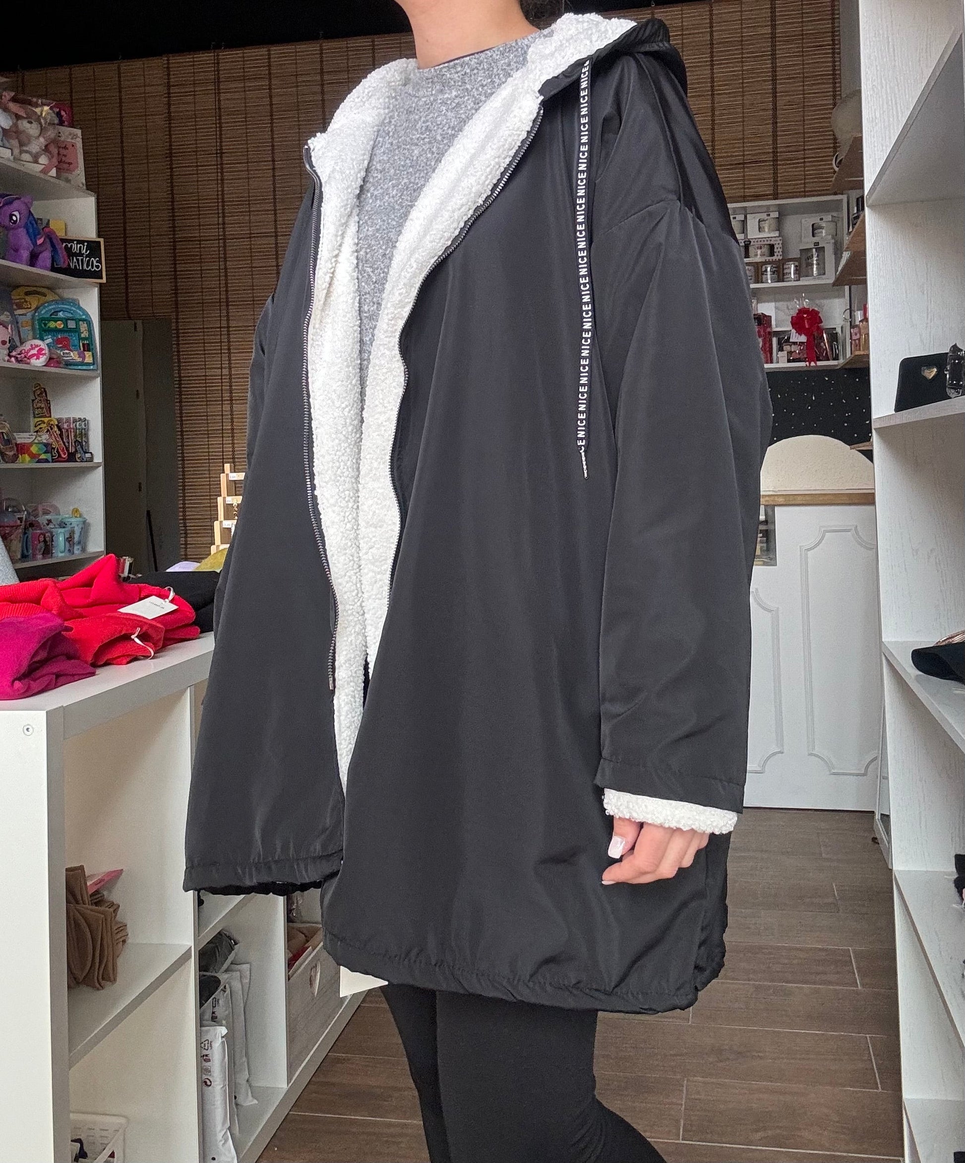 Abrigo Nina Black