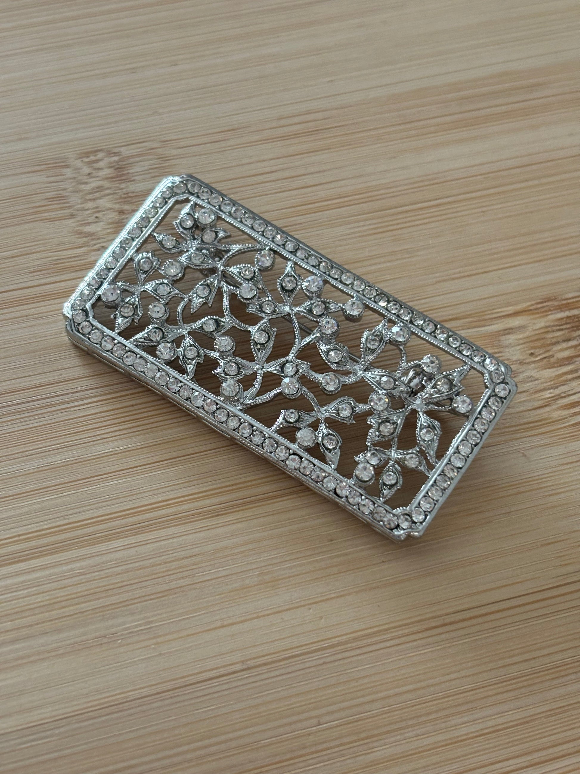 Broche María